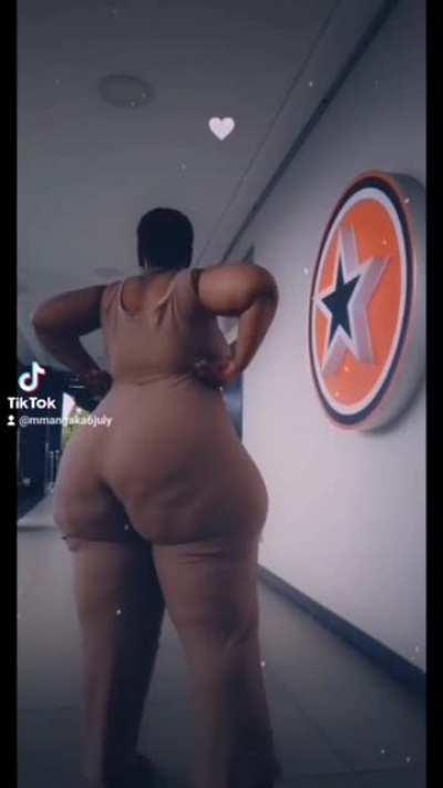 GOAT status 🤤🤤😍😍🍑🍑🇧🇼🇧🇼