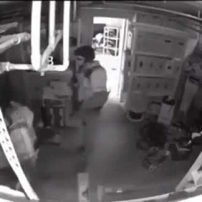 Sneak level over 9000