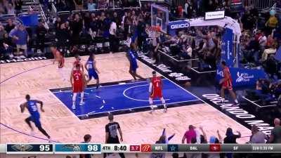 [Highlight] Bol happens on the Euro step slam!