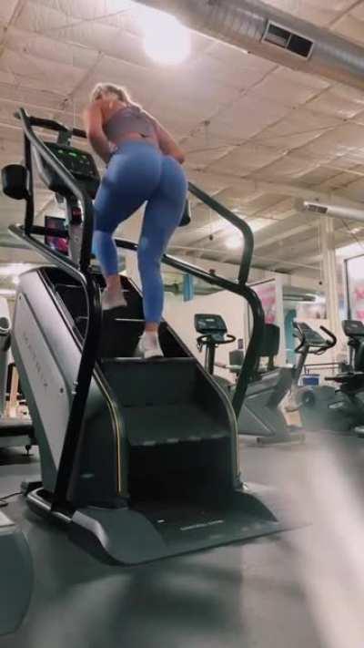 Glutes look healthy af