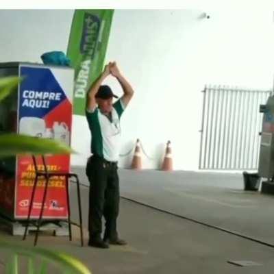 kkkkkkkkkkkkkkkkkkkkkkkkkkkkkk o cara tremeu muito