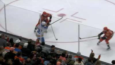 [ANA 2 - STL (6)] Thomas dishes to Holloway and he one-times his 2nd goal of the game. St. Louis hasn't gotten 2 powerplay goals in a game since October