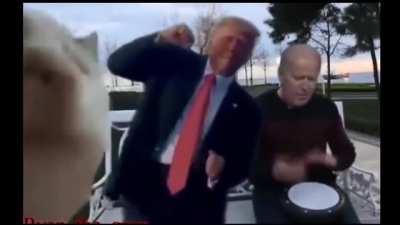 Apes vibin to the recent GME news and tweets!