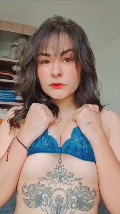 I'm desperately in need of volunteers for a boobjob! Who wants it?