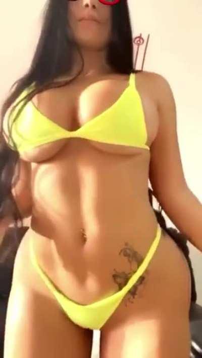 La hermosa venezolana 🍑(andreitax_garcia)🍑