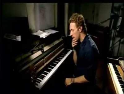 Chris Martin writes “Clocks”