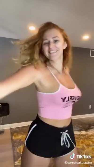 Beverly Hills Clap Dance?🤔