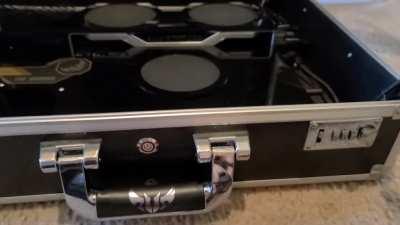 Triple Monitor Briefcase Build! A little ambitious for a first build, but it's finally done!