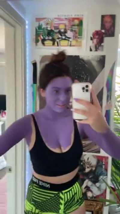 Lore Olympus photoshoot.