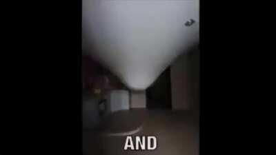 El wn que pone imágenes creepy en el grupo llegando a su hora preferida ,las 12:00 de la noche: