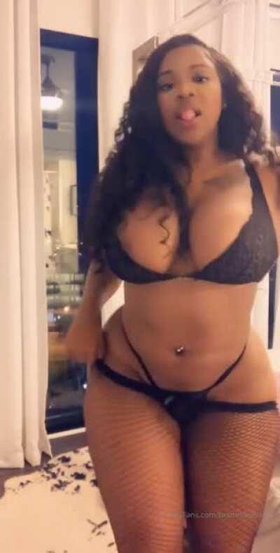 @briannaamor / part 3