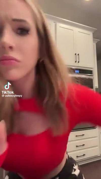 @ashleyylreyy
