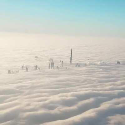 I took this video in 2016 of thick fog covers city of Dubai. This reminds me of something familiar.
