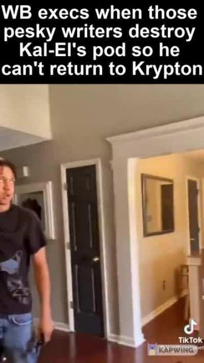 Humour: Damn homie we gotta hire some writers who understand that Superman wants to go home!