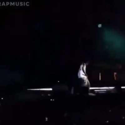 Como lo mueve esa muchachota 🥵