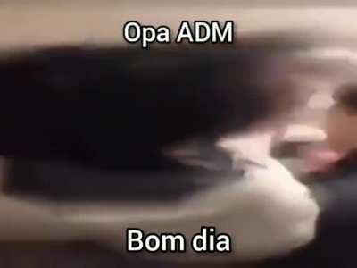 Opa bom dia