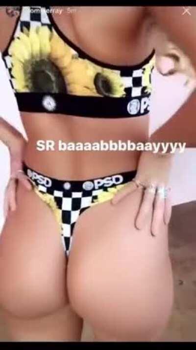 Ass up close🎂🔥