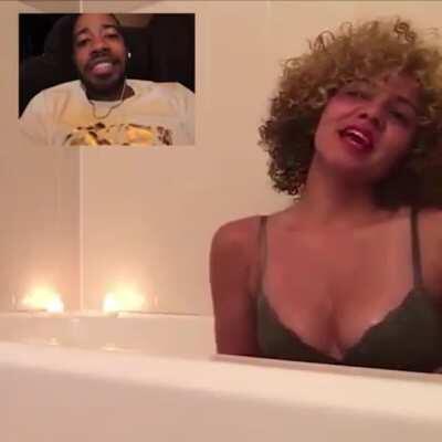 Facetime flirting with bae in the bath is 🔥