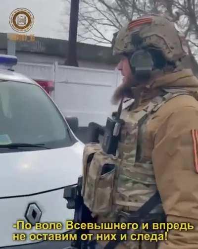 Kadyrov Chechens Raising Chechen Flag Over Ukrainian Police Station