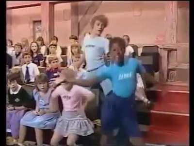 Extroverts: Why are introverts so afraid of us? Also extroverts: