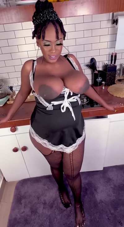 lick me as it moves up n down