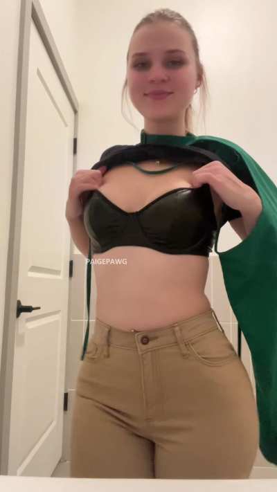 I wish i could welcome you into my store like this