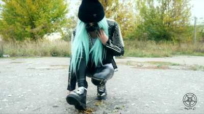 Dressed For Maximum Destruction - What Would She Do To a Man? 🤔