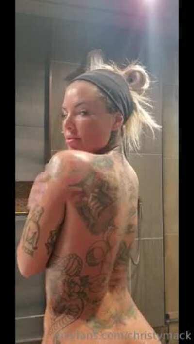 I wish I could join her