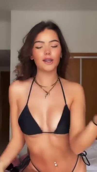 IMPRESIONANTE 😋 🍆 CARLOTA TORRES