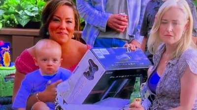 I wish my dad bought me a Backwards compatible PS3 for my 1st birthday ð¥²