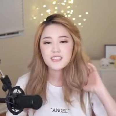 Kimi lip bite