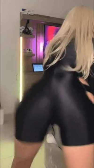 🤤🍑