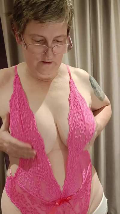 f 47 amputee playing with her boobs 