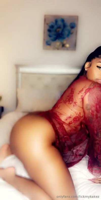 HER FREE ALBUM IN COMM3NTS WITH SXTAPES