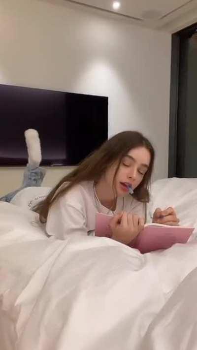 That position is the one she know best 😈