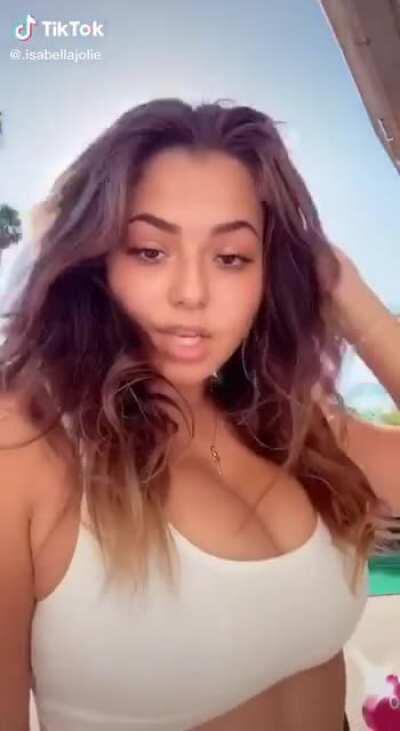 shez gorgeous though