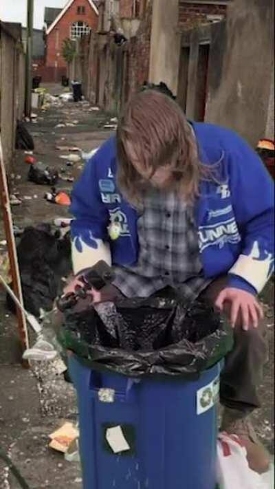 OMG randomly met Joba today in the city!!! Didn’t manage to get any rr info, but it was still cool to see him :)