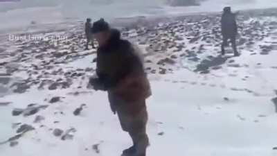 Fistfight between Indian and Chinese soldiers