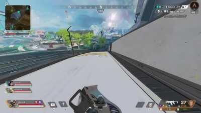 Mini Heart Attack in Apex Legends - PFFL (Pathfinder for life)