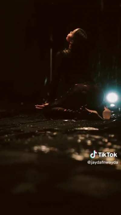 We need her to post more stuff like this 😍😍