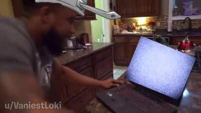 Crazy Dave reacts with to the plants losing on Uno Taco