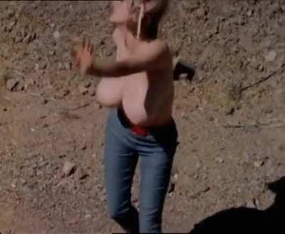 Darlene Grey- Mondo Topless (1966)