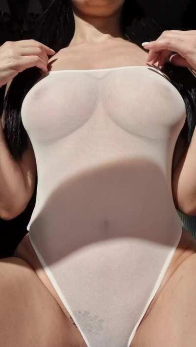 I have in mind some naughty games with you