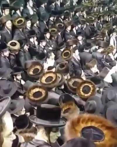 it's all the same colour scheme