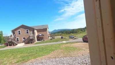 Perfectly cut screams