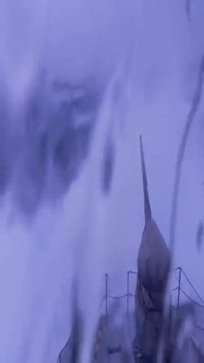 Sure, a decent ship may protect you from a good deal of the ocean's dangers, but would you still be willing to brave the 7 seas after seeing something like this?