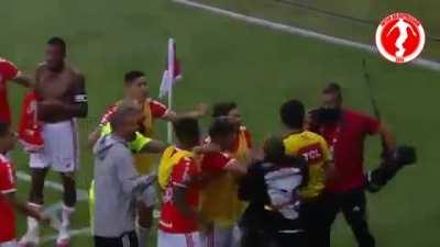 9 vezes vice campeao🥈🥈🥈🥈