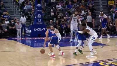 [Highlight] Steph Curry with the tough three over Dillon Brooks!