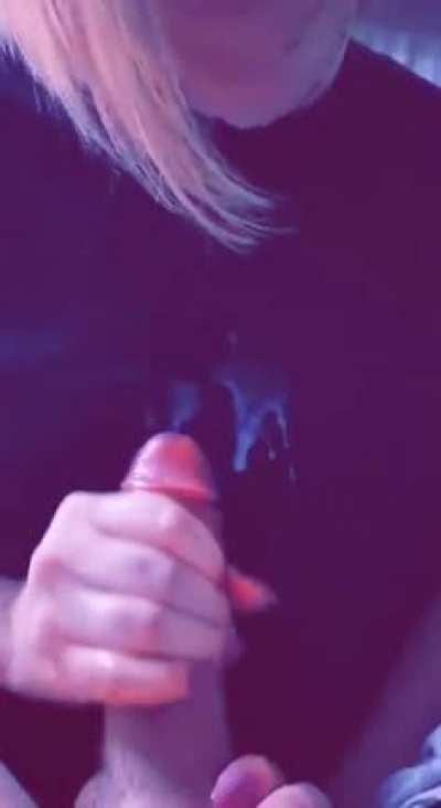 Nightly cum shots are a wifely duty, no? 💦😘