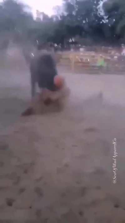 You've seen grandpa thump a gator with a skillet... Now watch cousin bubba tenderize a years supply of burgers. 